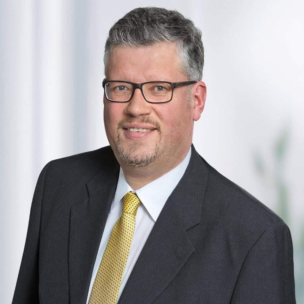 Alexander Reeves
